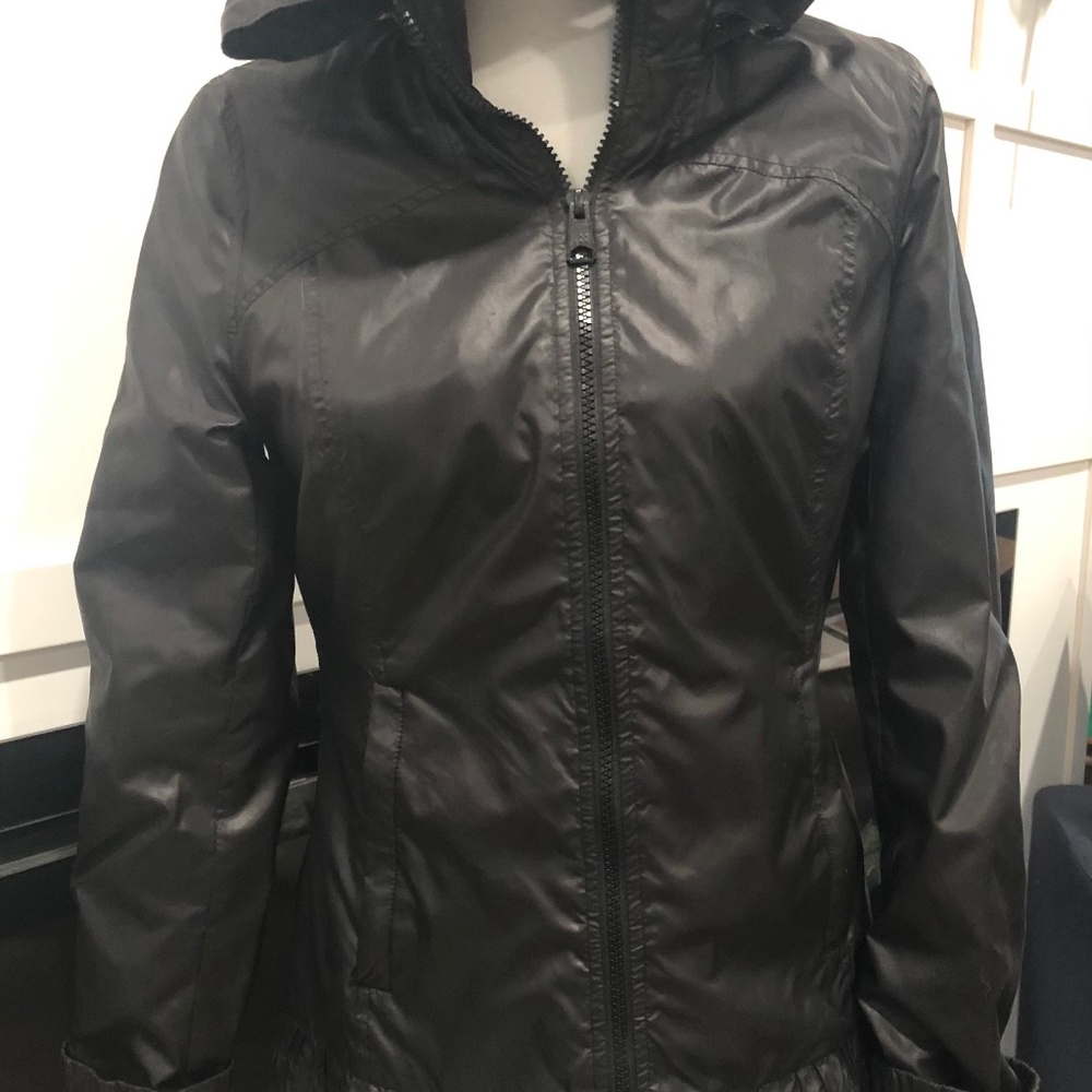 Soia & Kyo windbreaker